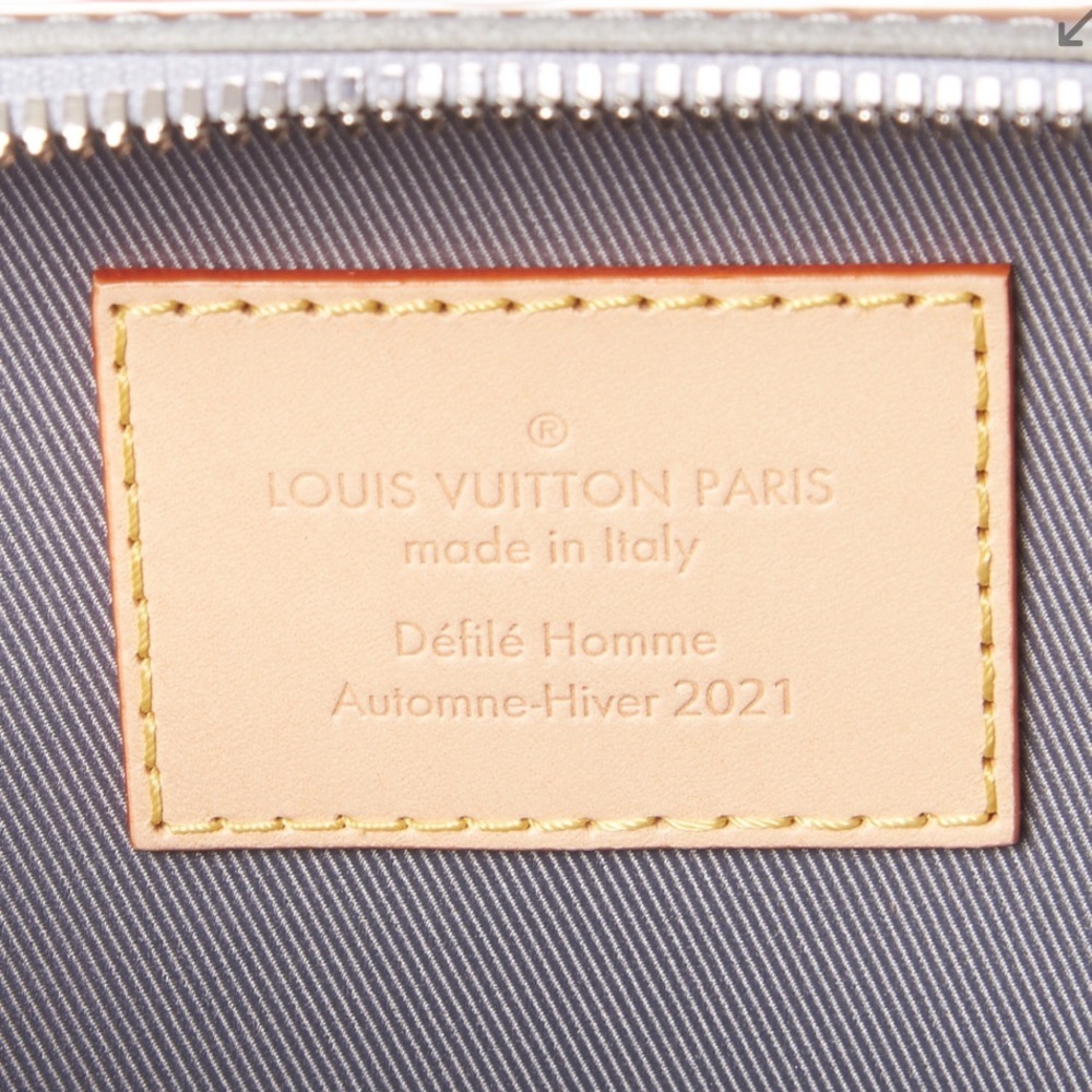 Louis Vuitton Mirror Monogram Messenger Bag - Picture 3 of 8